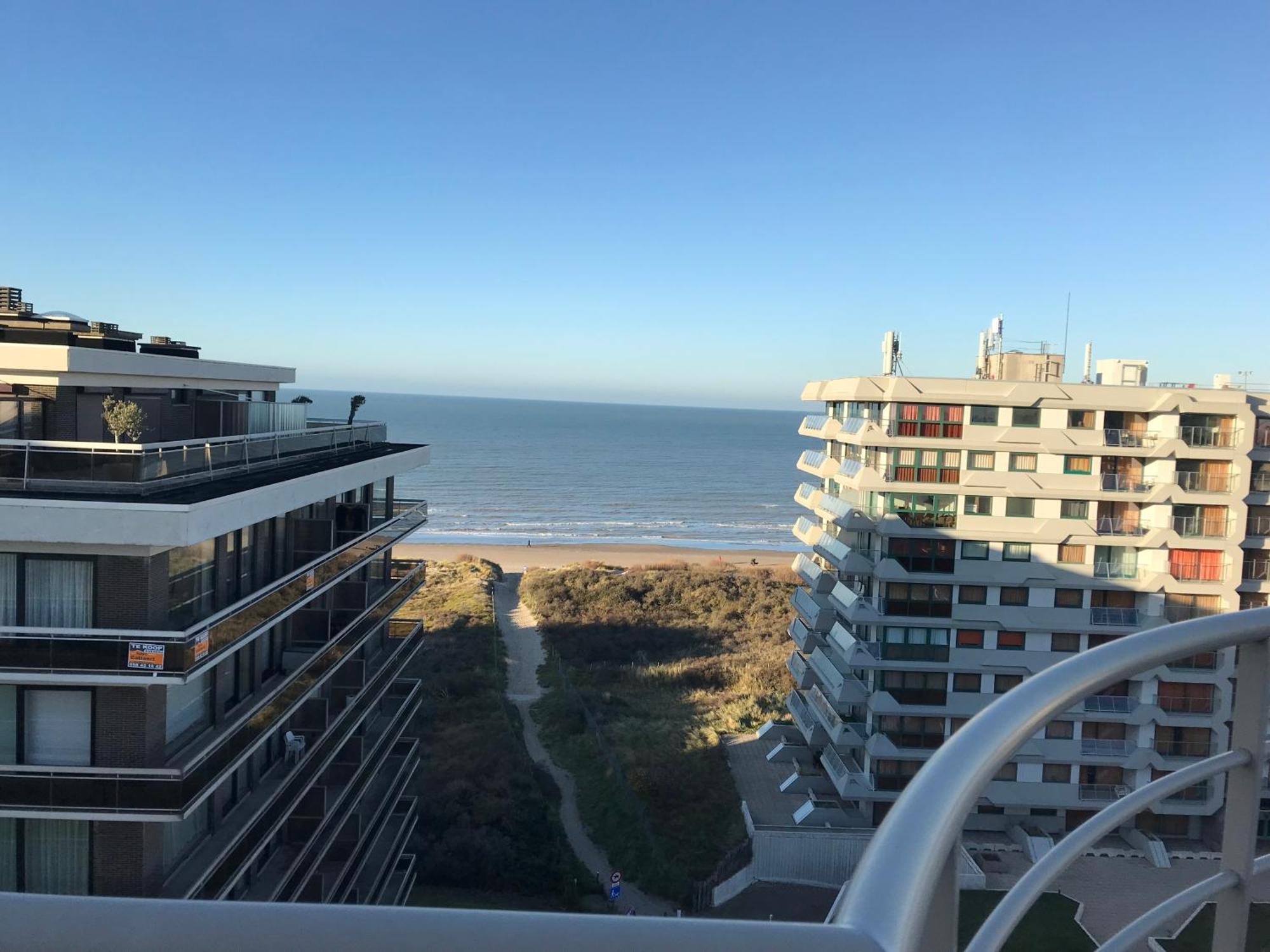 Appartamento Duplex Penthouse Super Zeezicht De Panne Esterno foto